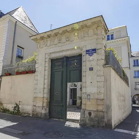 Guest house Le Cointreau - Dans Particulier Angers